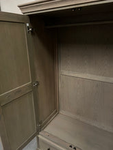 Load image into Gallery viewer, BIBURY SMOKED OAK
Triple Wardrobe Quality Furniture Clearance Ltd