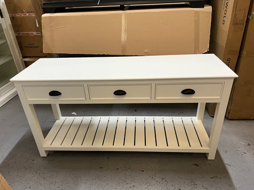 STOW WARM WHITE
Extra Large Console Table Quality Furniture Clearance Ltd