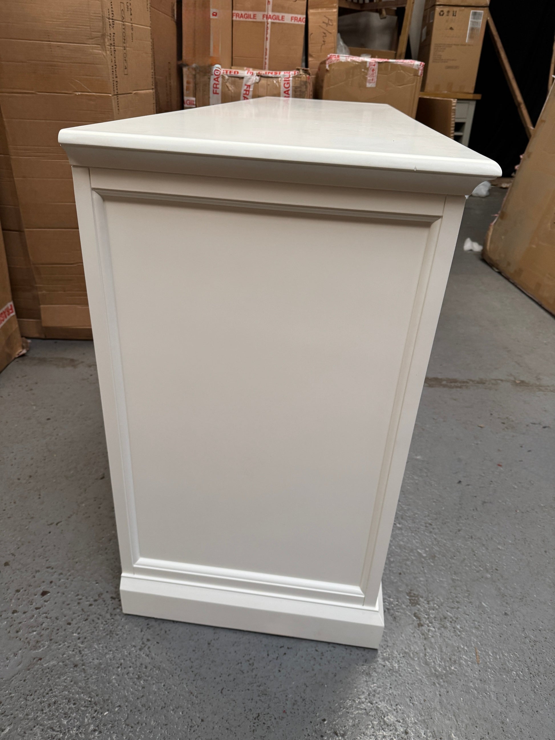 STOW WARM WHITE
Extra Large Sideboard Quality Furniture Clearance Ltd