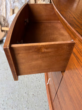 Load image into Gallery viewer, WINCHCOMBE DARK OAK
Low and Wide 6 Drawer Chest Quality Furniture Clearance Ltd
