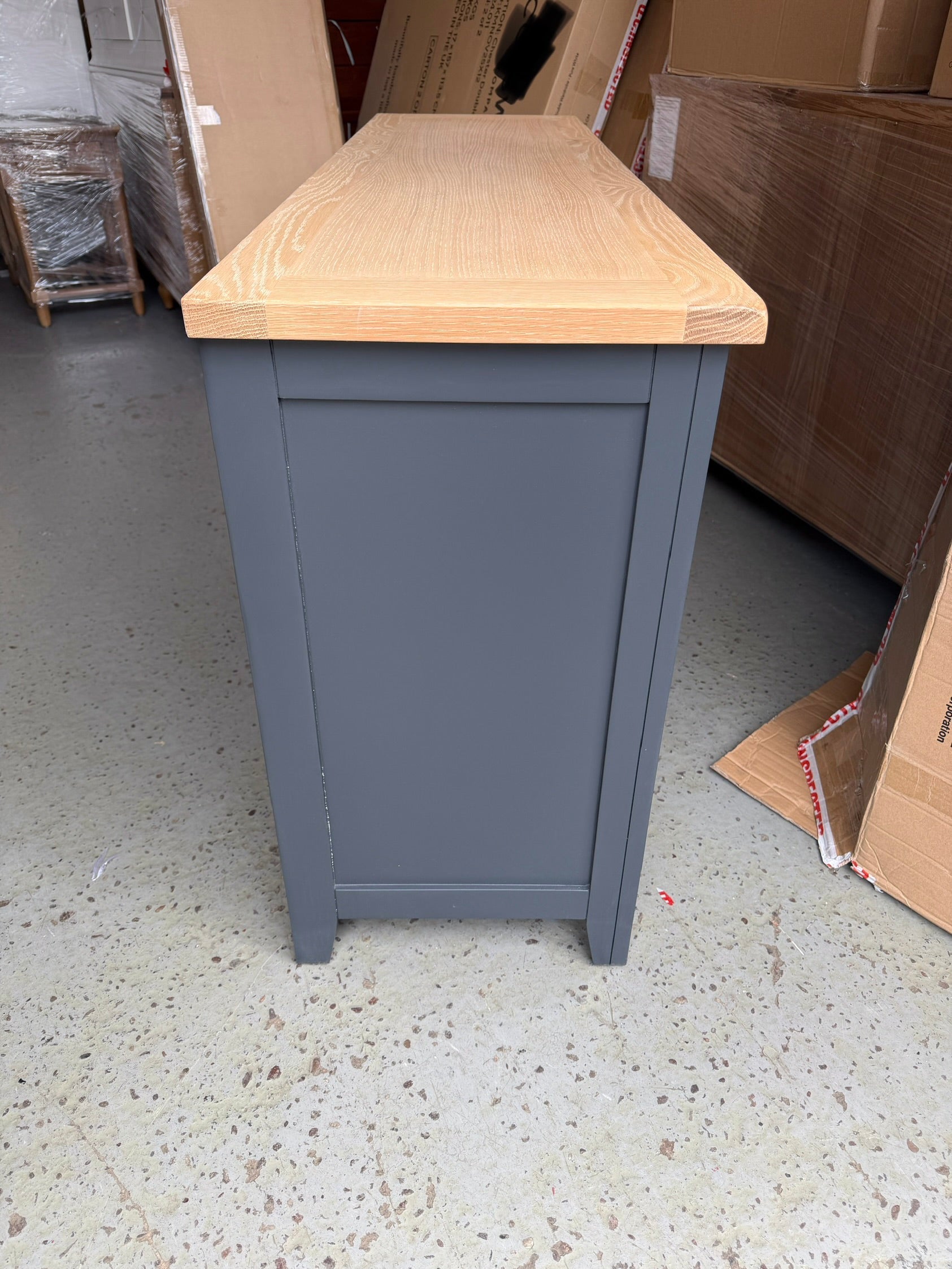 CHESTER CHARCOAL
8 Drawer Chest Quality Furniture Clearance Ltd