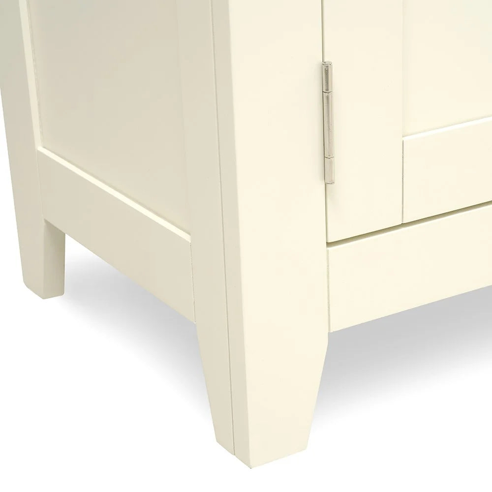 CHESTER CLASSIC CREAM
Large Sideboard Quality Furniture Clearance Ltd