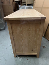 Load image into Gallery viewer, INGLESHAM WHITEWASH OAK
8 Drawer Wide Chest Quality Furniture Clearance Ltd
