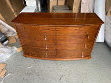 Load image into Gallery viewer, WINCHCOMBE DARK OAK
Low and Wide 6 Drawer Chest Quality Furniture Clearance Ltd
