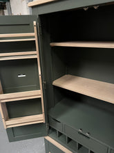 Load image into Gallery viewer, CHESTER FOREST GREEN
Triple Larder Quality Furniture Clearance Ltd
