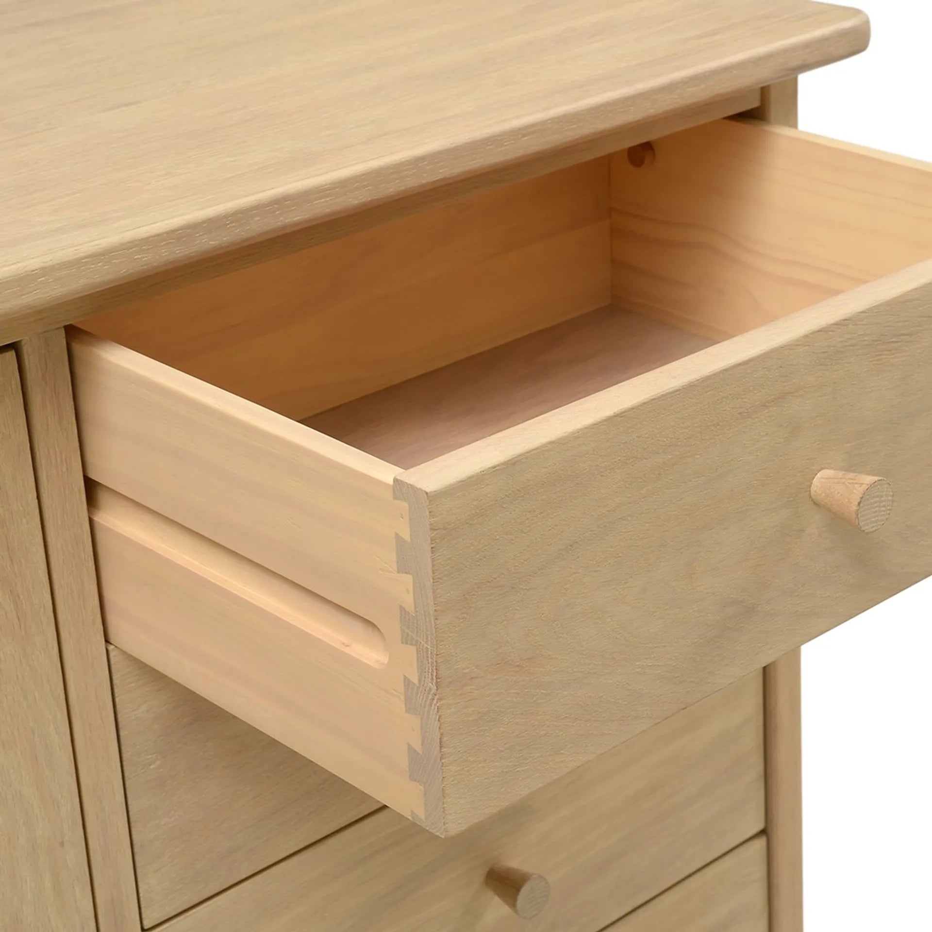 BERKELEY NORDIC OAK
Sideboard Quality Furniture Clearance Ltd