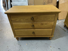 Load image into Gallery viewer, Set Of 2 ELKSTONE MELLOW OAK
Large 3 Drawer Bedside Quality Furniture Clearance Ltd
