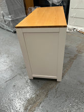 Load image into Gallery viewer, CHALFORD WARM WHITE
Cupboard Quality Furniture Clearance Ltd
