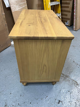Load image into Gallery viewer, Set Of 2 ELKSTONE MELLOW OAK
Large 3 Drawer Bedside Quality Furniture Clearance Ltd
