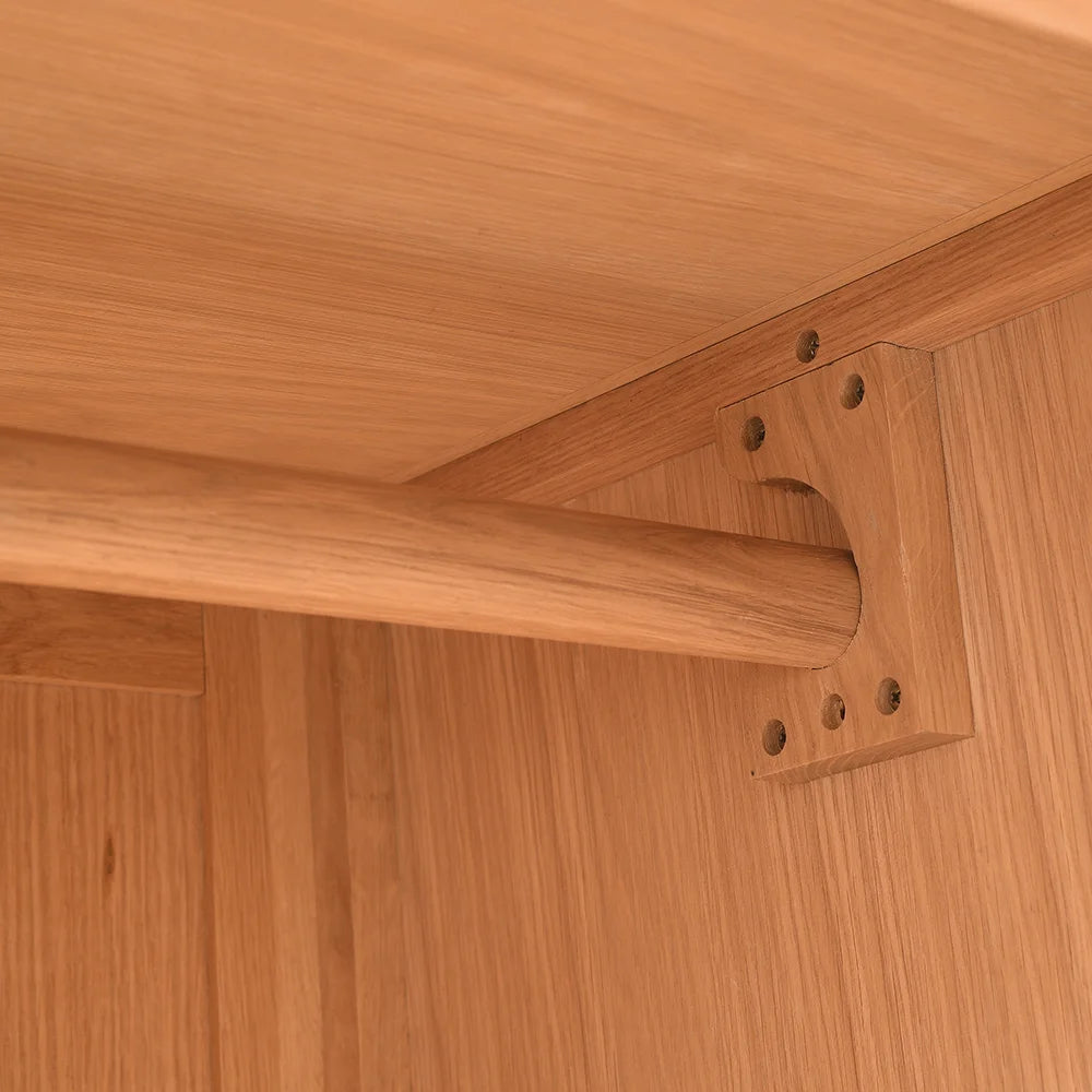 INGLESHAM WHITEWASH OAK
Quad Wardrobe Quality Furniture Clearance Ltd