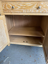 Load image into Gallery viewer, INGLESHAM WHITEWASH OAK
Grand Sideboard Quality Furniture Clearance Ltd
