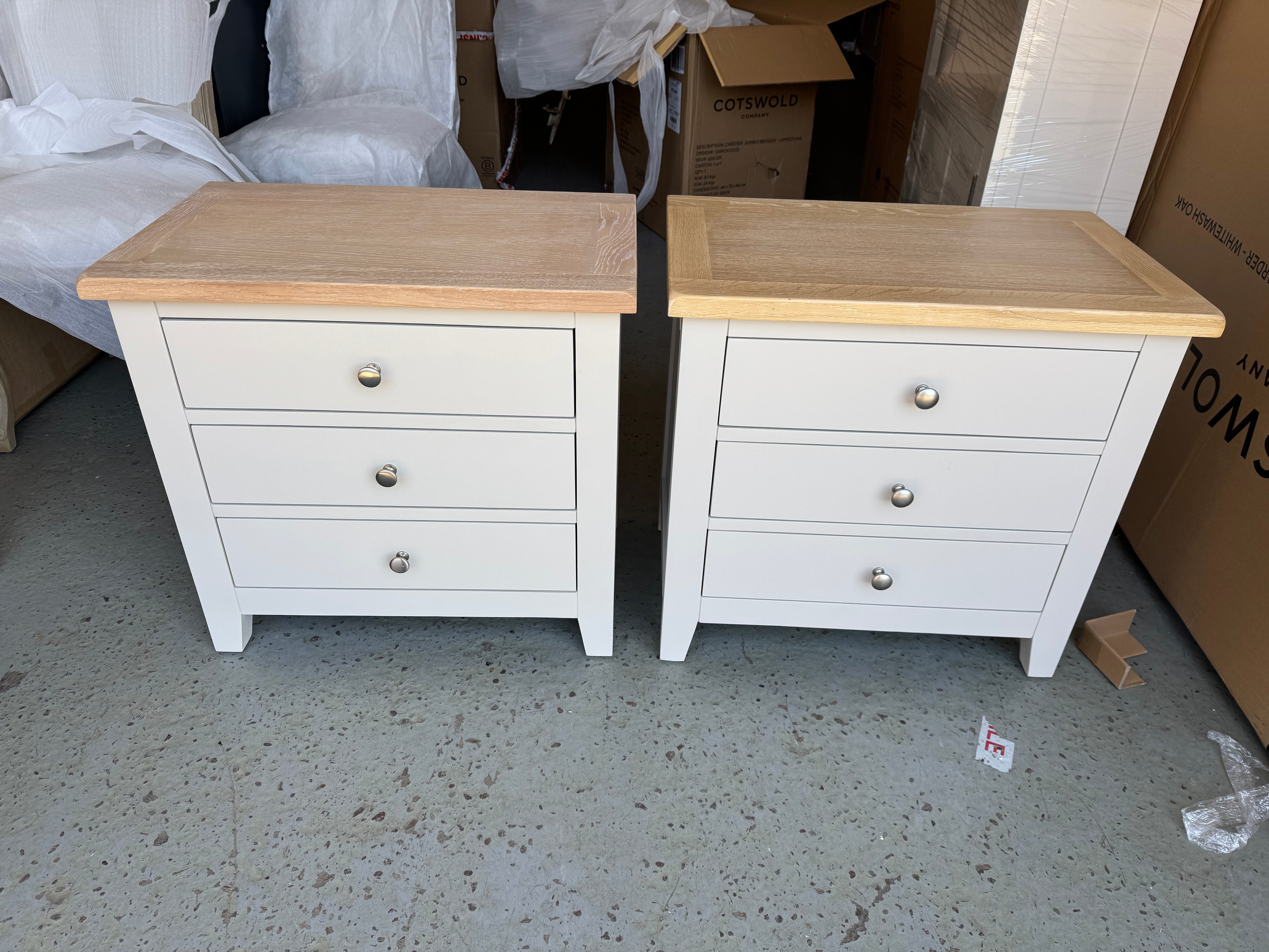 CHESTER LIMESTONE
Jumbo Bedside Table - set of 2 Quality Furniture Clearance Ltd