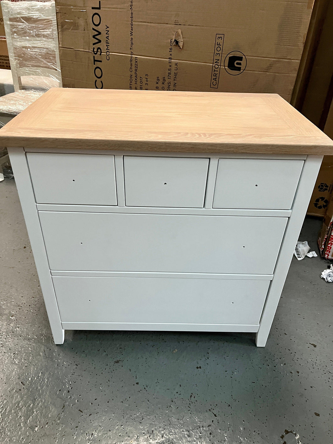 CHESTER PURE WHITE
5 Drawer Chest Quality Furniture Clearance Ltd