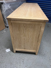 Load image into Gallery viewer, INGLESHAM WHITEWASH OAK
Double Pedestal Desk Quality Furniture Clearance Ltd
