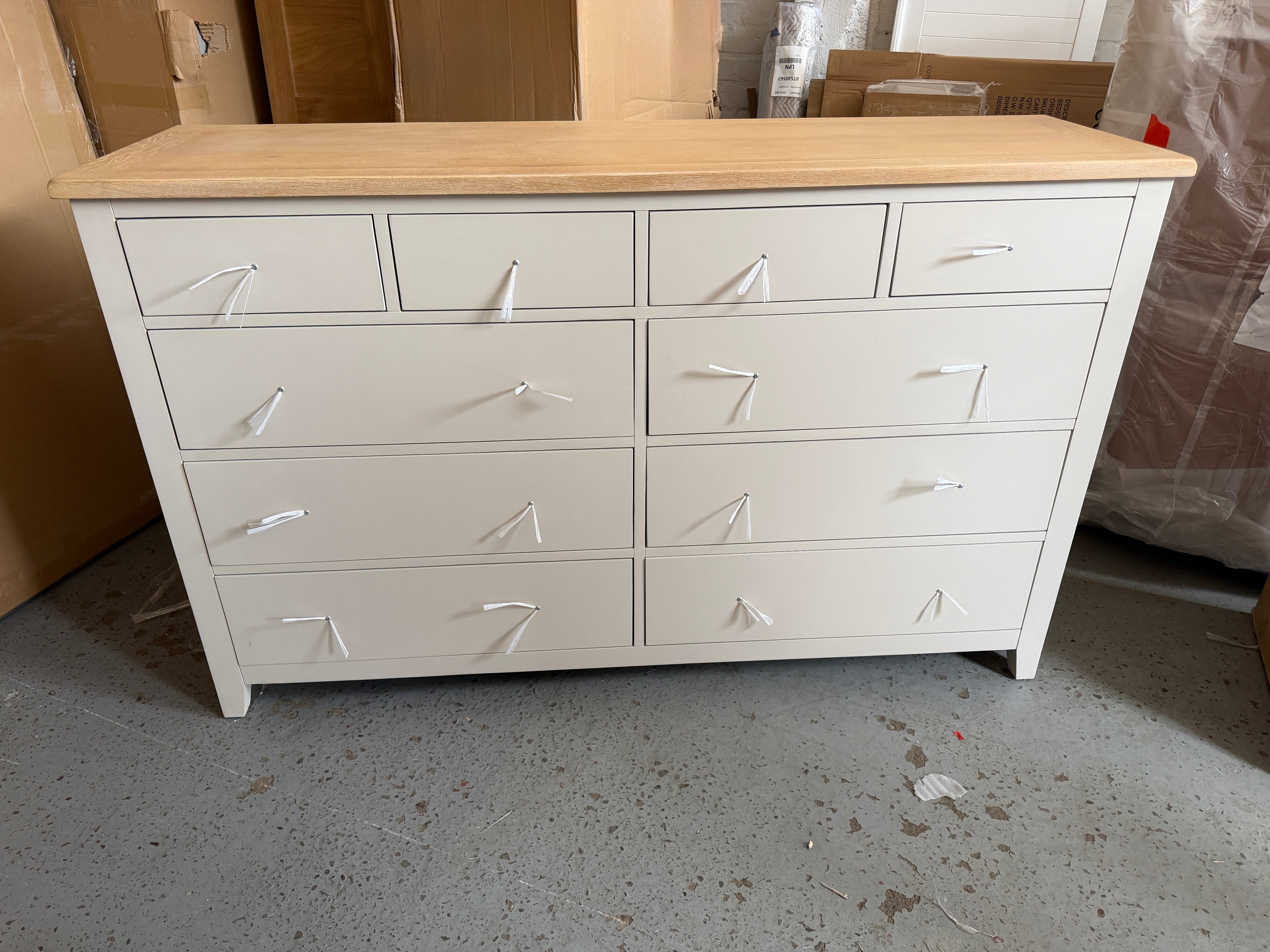 CHESTER LIMESTONE
10 Drawer Chest Quality Furniture Clearance Ltd