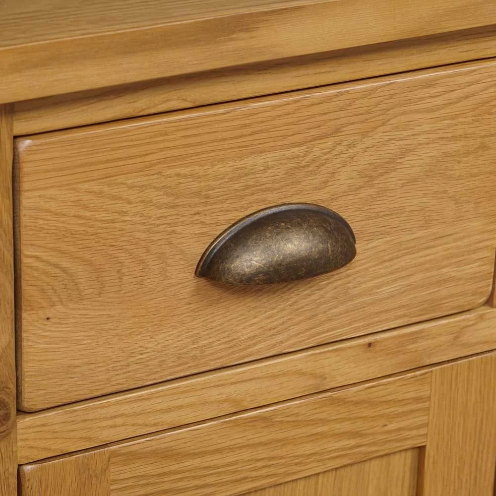 OAKLAND RUSTIC OAK
Small Sideboard Quality Furniture Clearance Ltd