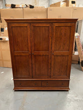 Load image into Gallery viewer, Winchcombe Dark Oak Triple Wardrobe Quality Furniture Clearance Ltd

