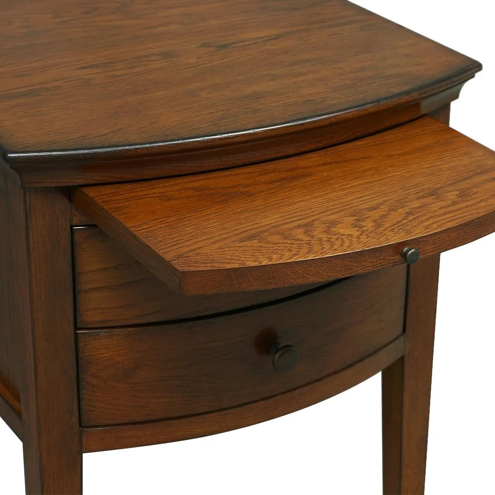 WINCHCOMBE DARK OAK
Set of 2 Nightstands Quality Furniture Clearance Ltd