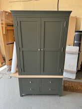 Load image into Gallery viewer, CHESTER FOREST GREEN
Double Larder Quality Furniture Clearance Ltd
