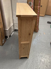 Load image into Gallery viewer, INGLESHAM WHITEWASH OAK
Medium Bookcase Quality Furniture Clearance Ltd
