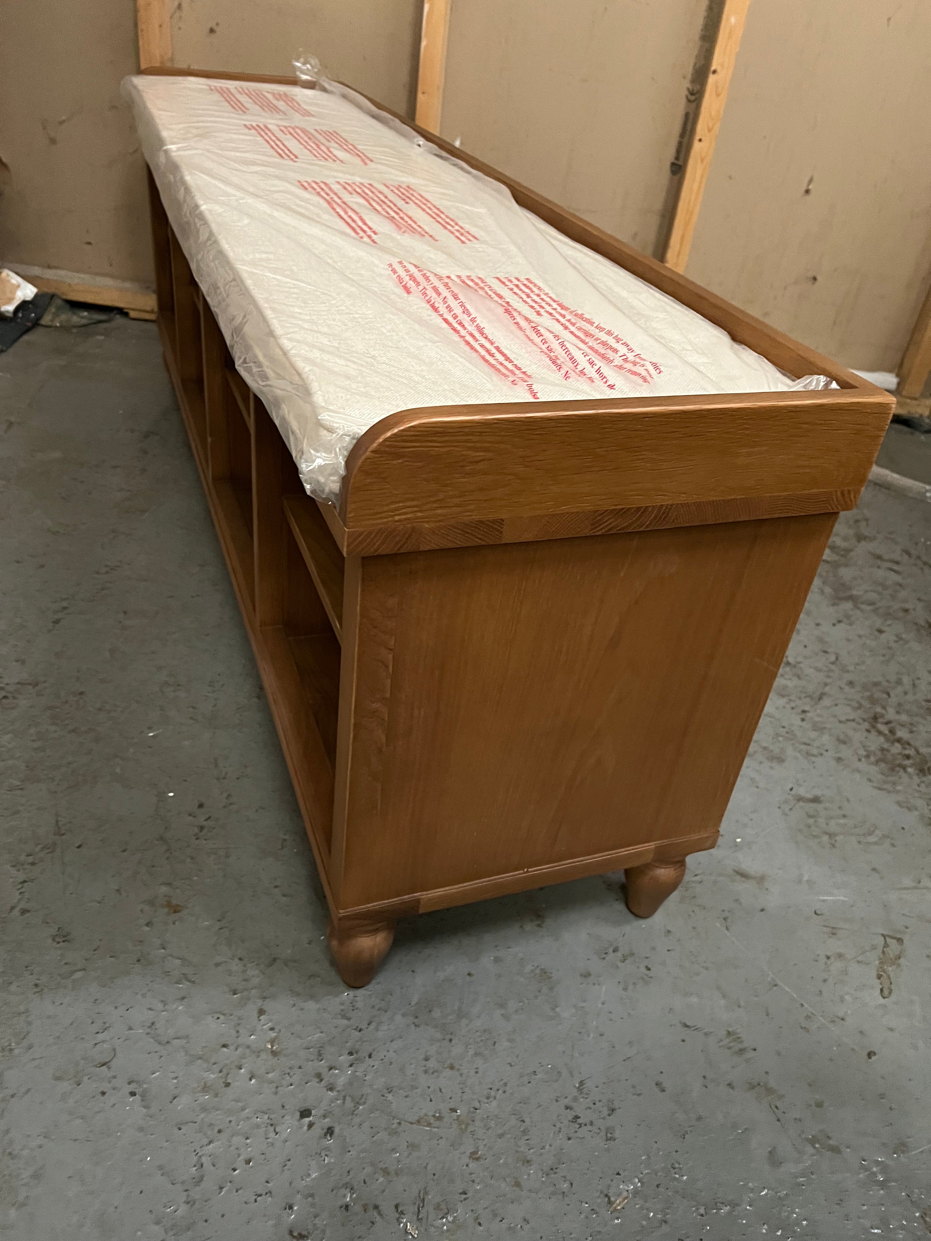 ELKSTONE MELLOW OAK
Extra Large Shoe Bench Quality Furniture Clearance Ltd