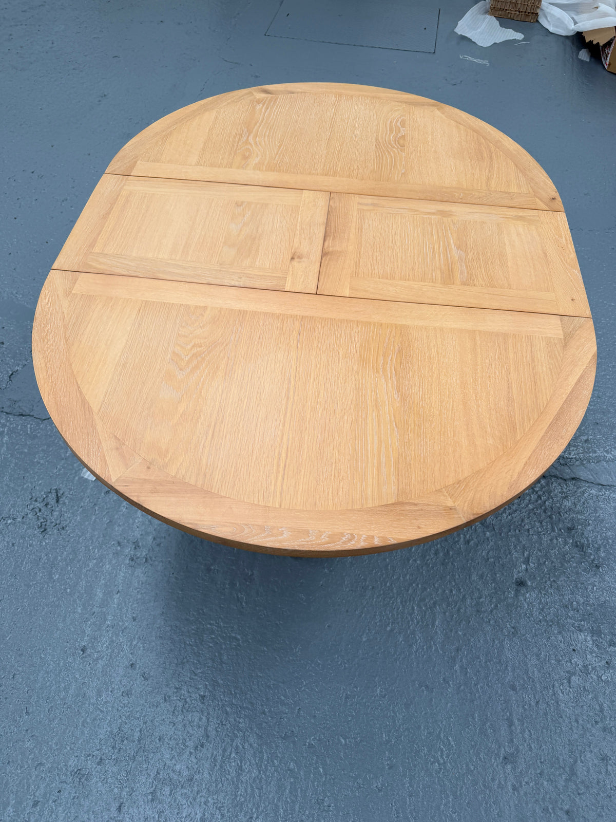 INGLESHAM WHITEWASH OAK Round Ext Dining Table Quality Furniture Clearance Ltd
