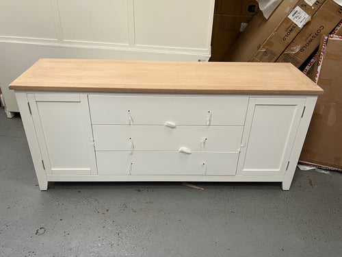 CHESTER PURE WHITE
Buffet Sideboard Quality Furniture Clearance Ltd