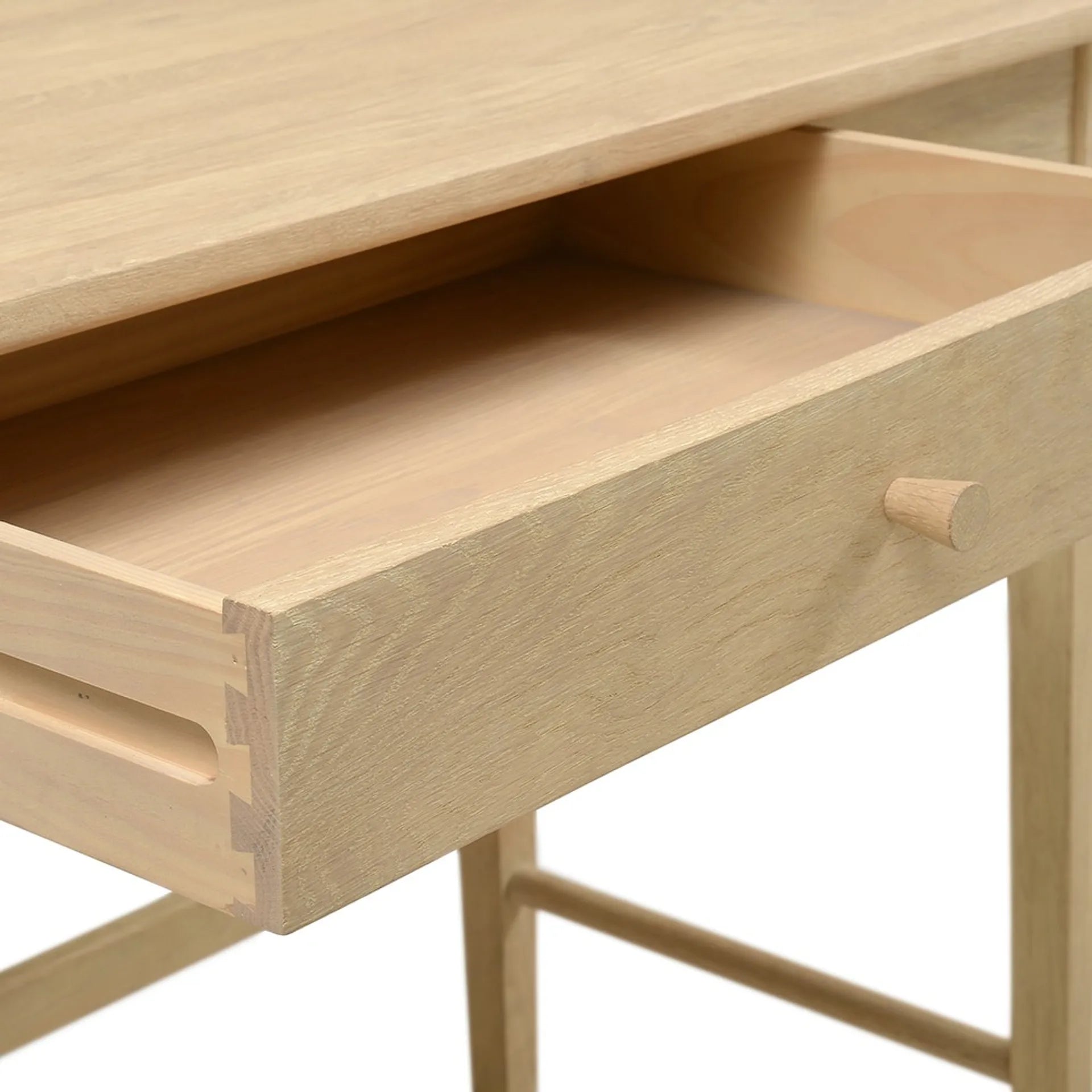 BERKELEY NORDIC OAK
Dressing Table Quality Furniture Clearance Ltd
