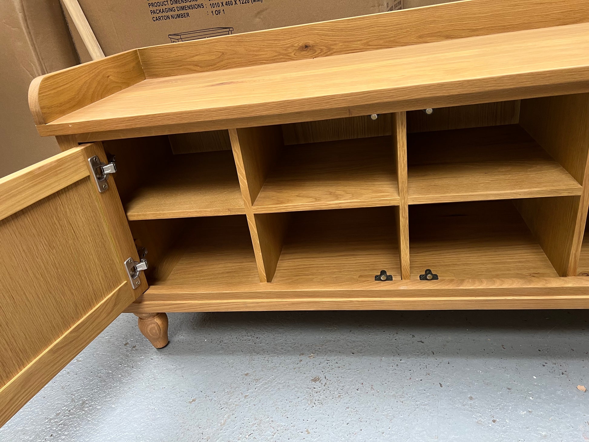 ELKSTONE MELLOW OAK
Hidden Shoe Storage Bench Quality Furniture Clearance Ltd