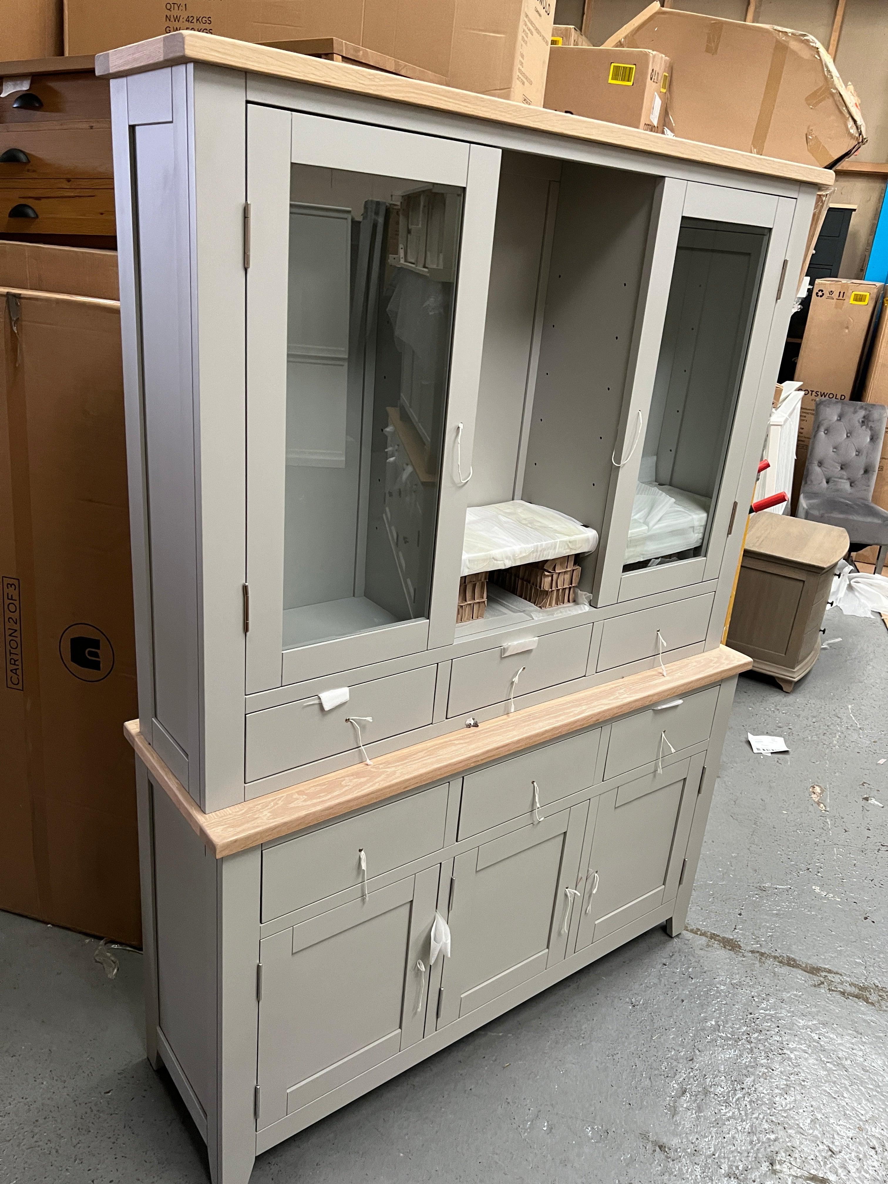 CHESTER DOVE GREY
Dresser Quality Furniture Clearance Ltd