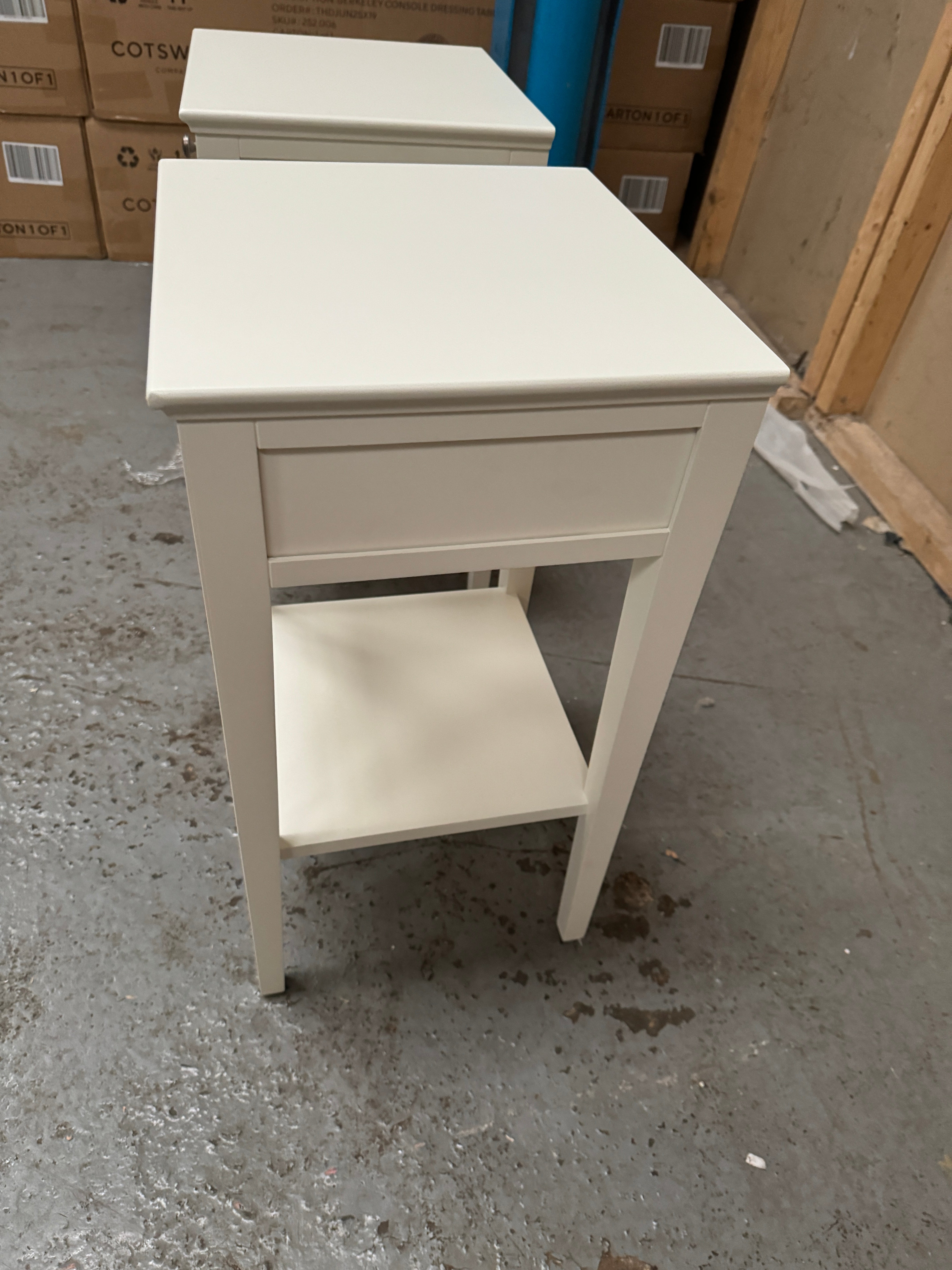 CHANTILLY WARM WHITE
Narrow Bedside Set of 2 Quality Furniture Clearance Ltd