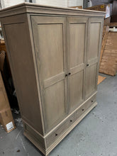 Load image into Gallery viewer, BIBURY SMOKED OAK
Triple Wardrobe Quality Furniture Clearance Ltd
