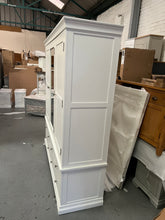 Load image into Gallery viewer, CHANTILLY WARM WHITE
Grand Triple Wardrobe Quality Furniture Clearance Ltd
