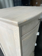 Load image into Gallery viewer, WINCHCOMBE SMOKED OAK
Vanity Tall Boy Quality Furniture Clearance Ltd
