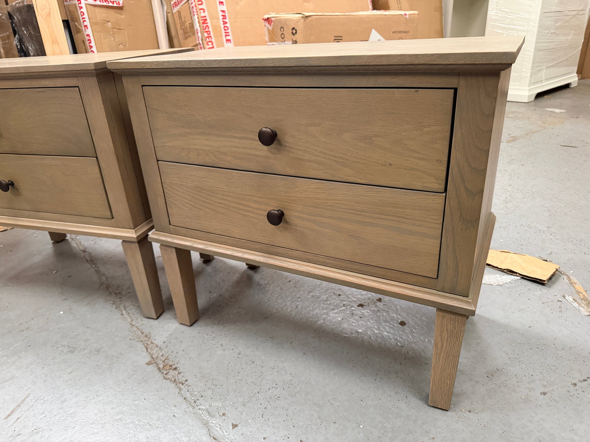 BIBURY SMOKED OAK
Wide 2 Drawer Bedside Table - set of 2 Quality Furniture Clearance Ltd