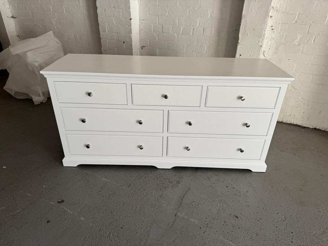 FAIRFORD SOFT WHITE
7 Drawer Wide Chest