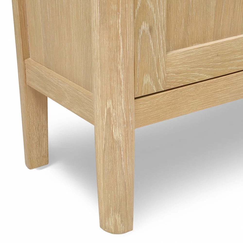 BERKELEY NORDIC OAK
Alcove Bookcase Quality Furniture Clearance Ltd