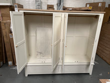 Load image into Gallery viewer, CHESTER CLASSIC CREAM
Four Door Wardrobe
