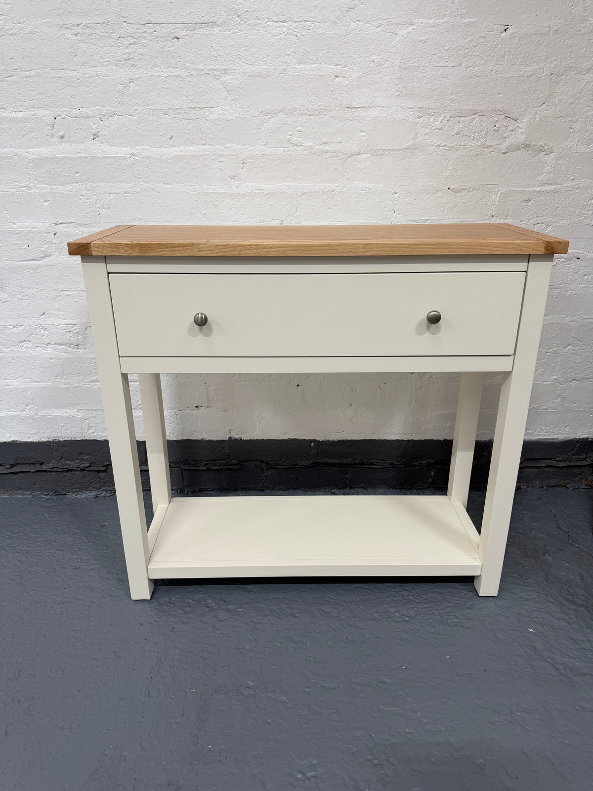 SIMPLY COTSWOLD CLASSIC CREAM
Console Table Quality Furniture Clearance Ltd