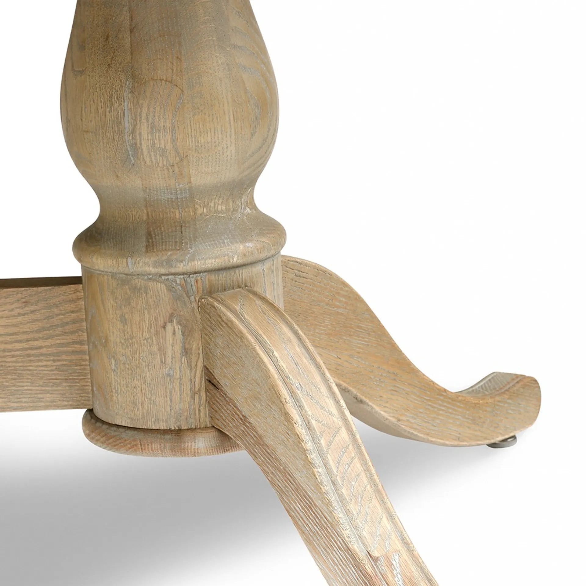 CAMILLE LIMEWASH OAK
6-10 Seater Extending Dining Table Quality Furniture Clearance Ltd