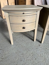 Load image into Gallery viewer, Set of 2 WINCHCOMBE SMOKED OAK
Winchcombe Smoked Oak 2 Drawer Bedside Table Quality Furniture Clearance Ltd
