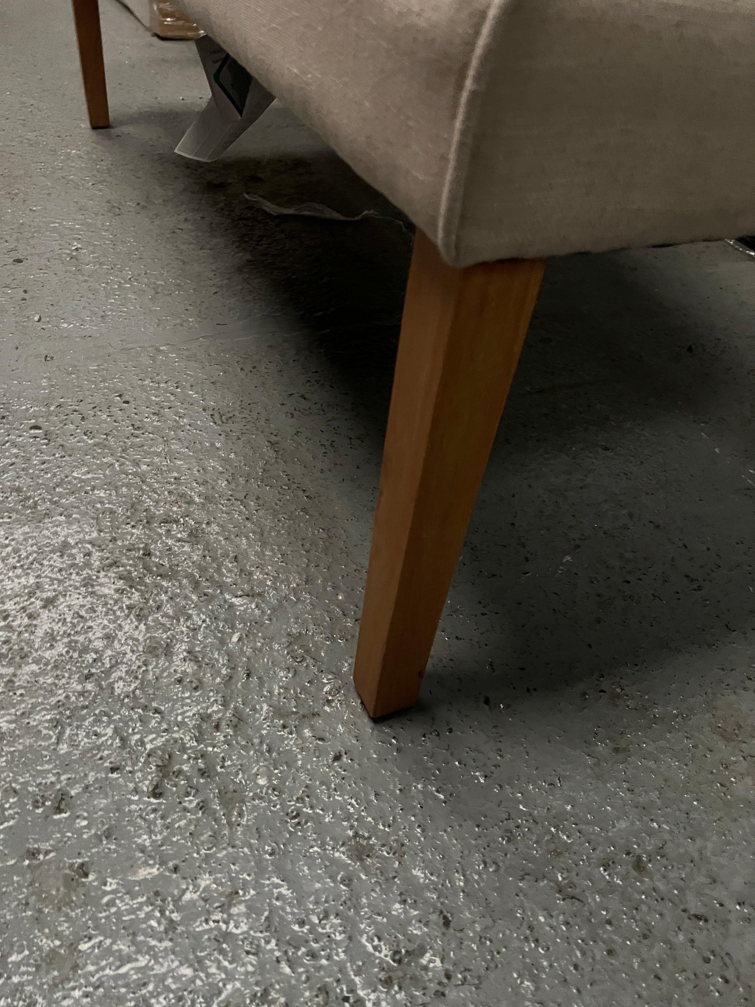 PADSTOW
Low Back Buttoned Bench - Stone Quality Furniture Clearance Ltd