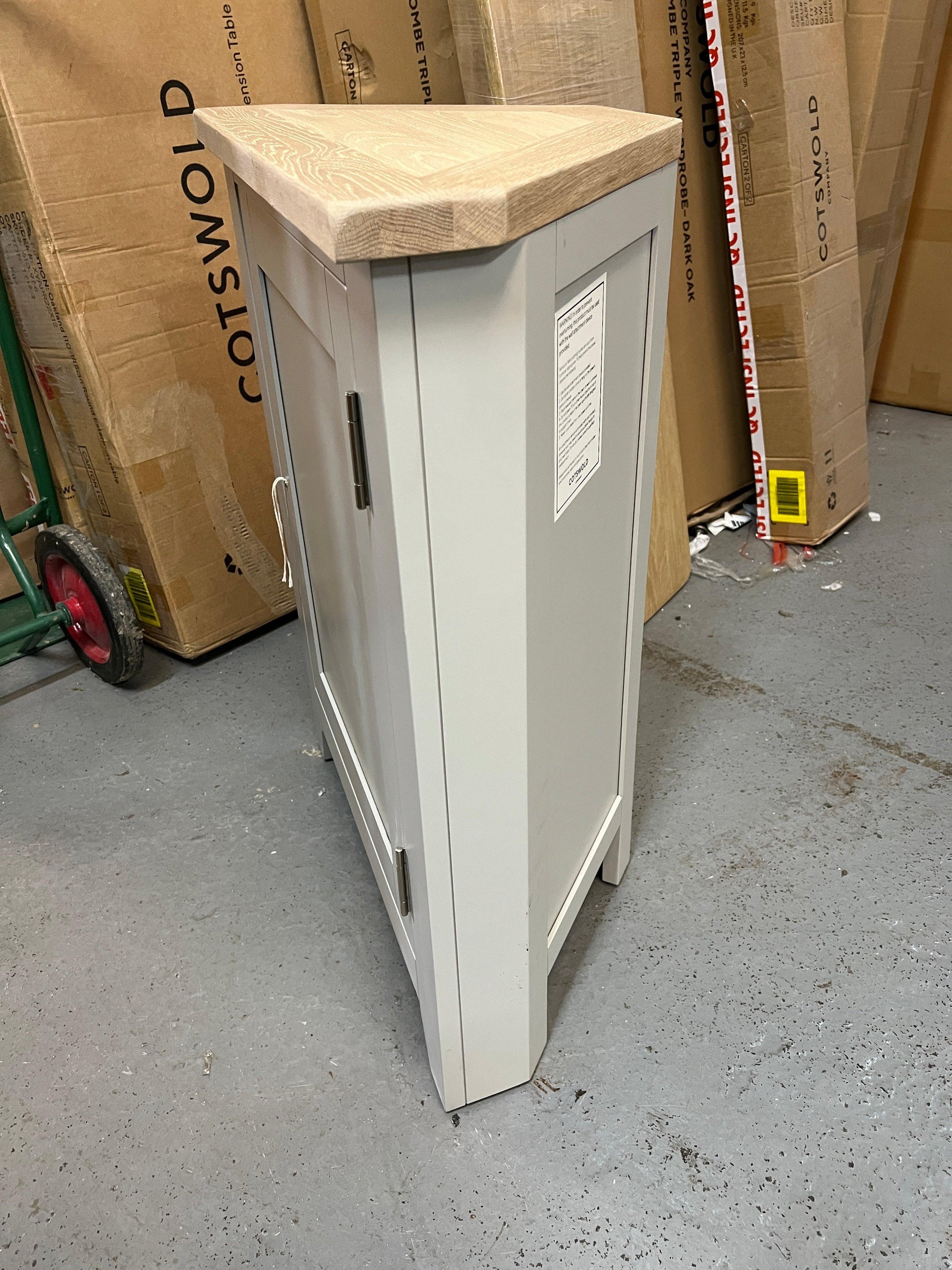 CHESTER DOVE GREY
Corner Cupboard Quality Furniture Clearance Ltd