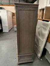 Load image into Gallery viewer, BIBURY SMOKED OAK
Triple Wardrobe Quality Furniture Clearance Ltd
