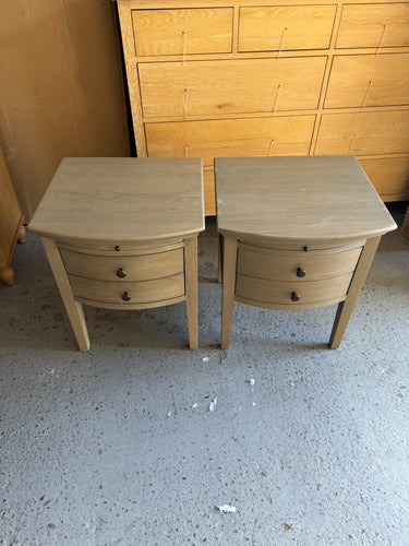 Set of 2 WINCHCOMBE SMOKED OAK 2 Drawer Bedside Tables Quality Furniture Clearance Ltd