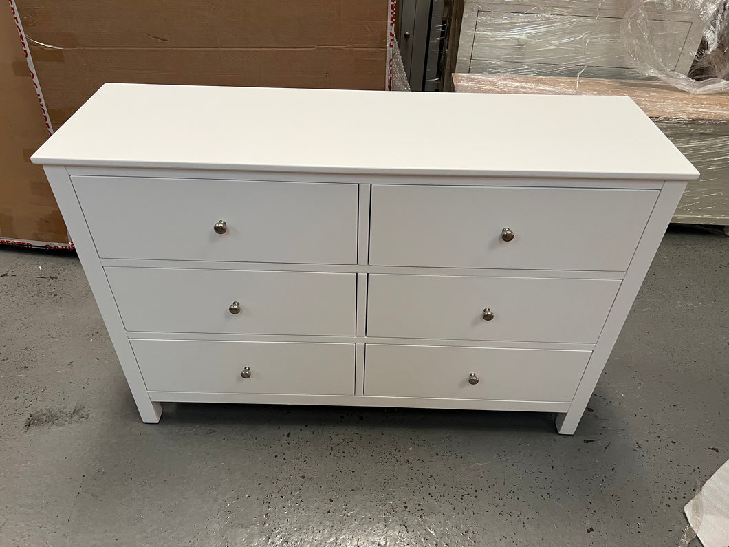 SIMPLY COTSWOLD PURE WHITE
6 Drawer Chest Quality Furniture Clearance Ltd