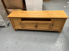 Load image into Gallery viewer, ELKSTONE MELLOW OAK
Large TV Stand up to 65&quot; Quality Furniture Clearance Ltd

