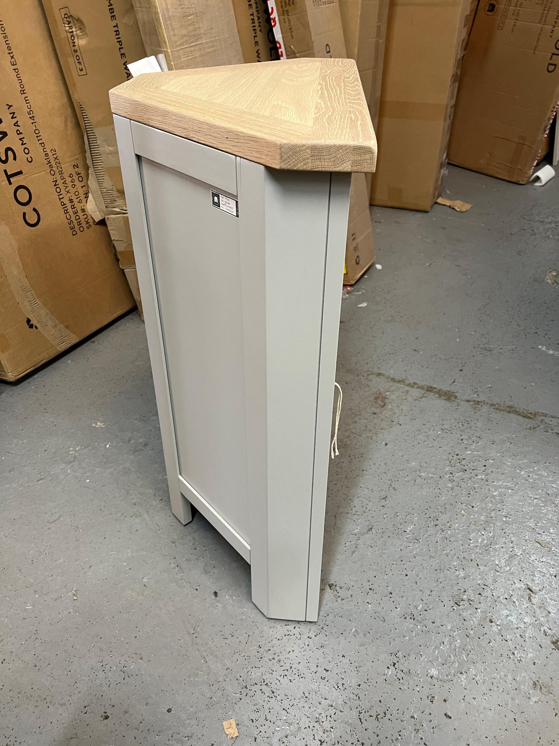 CHESTER DOVE GREY
Corner Cupboard Quality Furniture Clearance Ltd