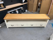 SUSSEX Cotswold Cream
Extra large TV stand up to 75" Quality Furniture Clearance Ltd