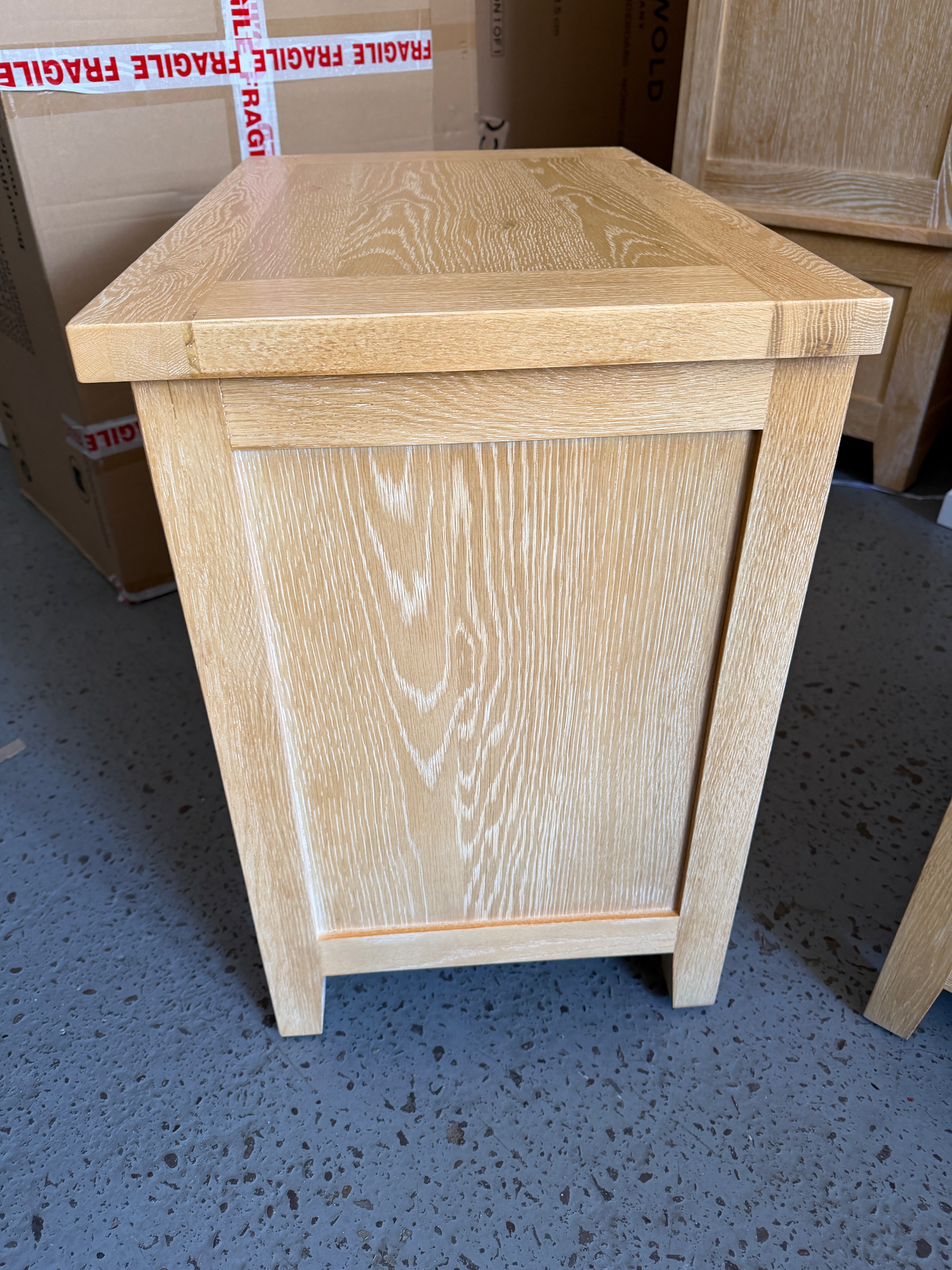Set Of Two - INGLESHAM WHITEWASH OAK
Jumbo Bedside Table Quality Furniture Clearance Ltd